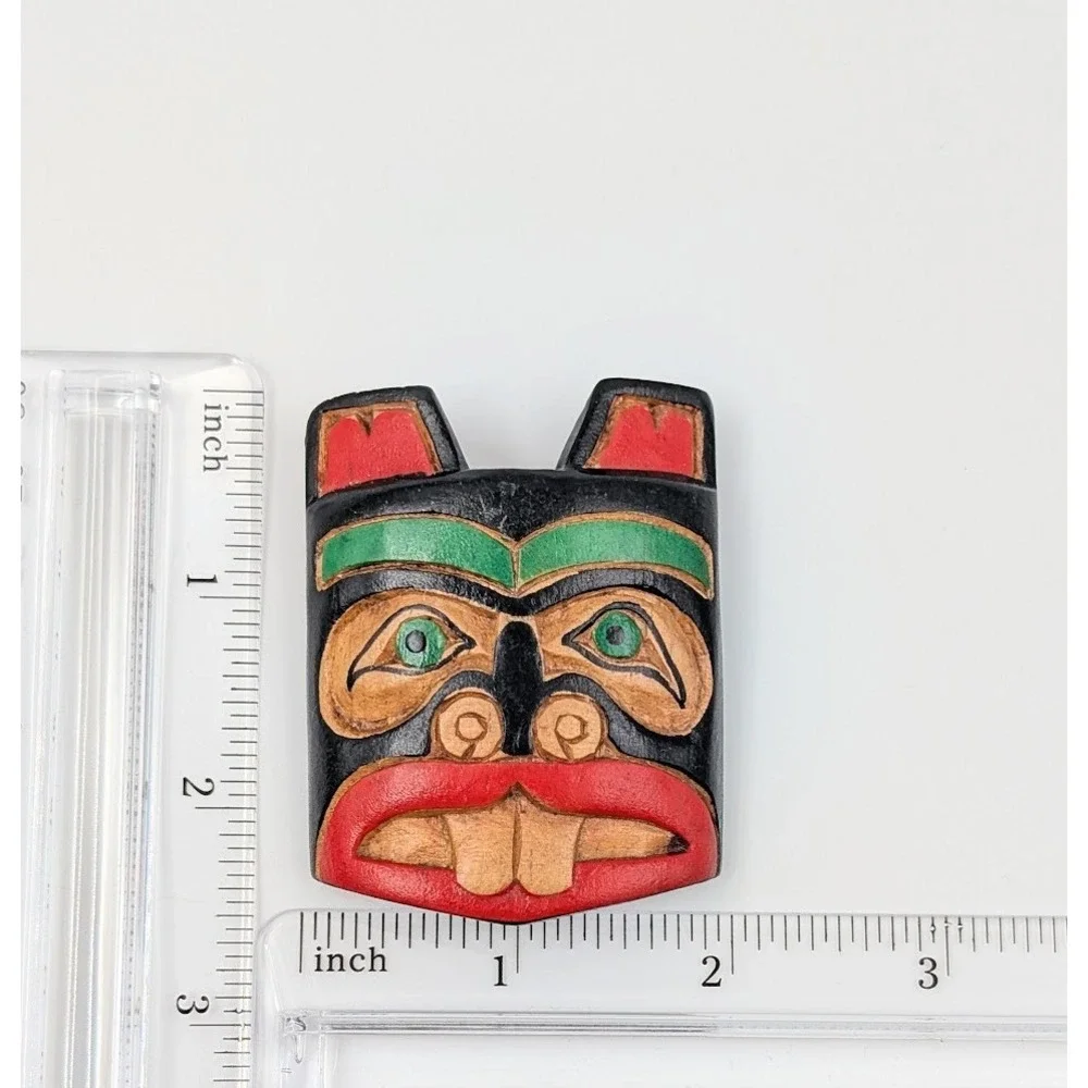 Artie George Signed Beaver Mask Brooch Carved Yellow Cedar Salish‎ First Nations